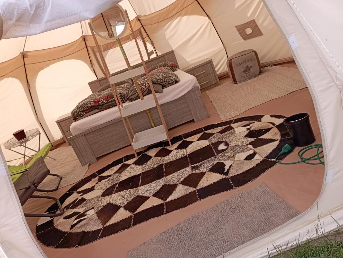 Natuur-Like Glamping In Bosland NeerNeerpelt Esterno foto