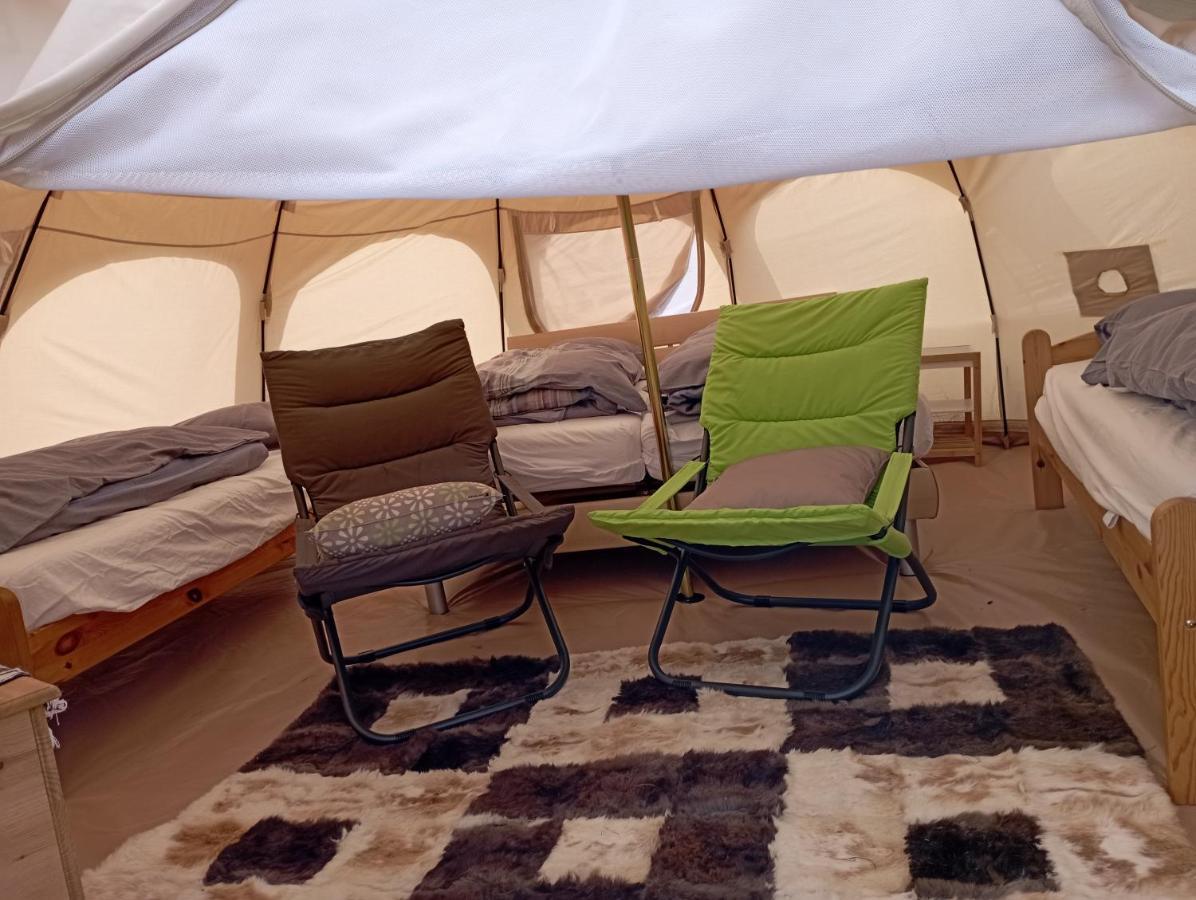 Natuur-Like Glamping In Bosland NeerNeerpelt Esterno foto