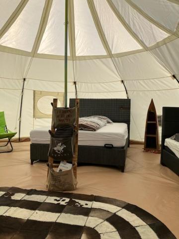 Natuur-Like Glamping In Bosland NeerNeerpelt Esterno foto