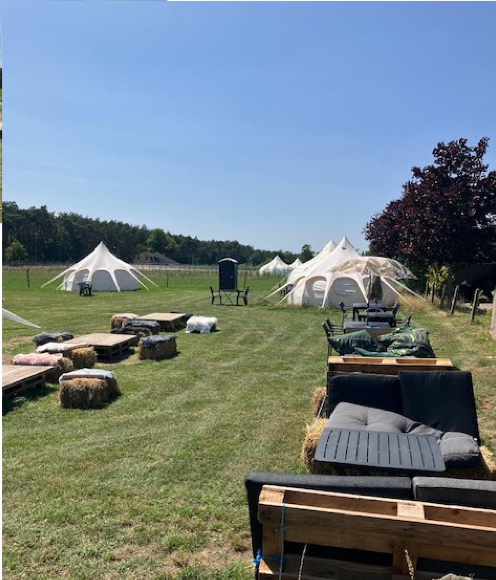Natuur-Like Glamping In Bosland NeerNeerpelt Esterno foto