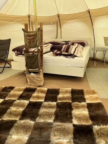 Natuur-Like Glamping In Bosland NeerNeerpelt Esterno foto